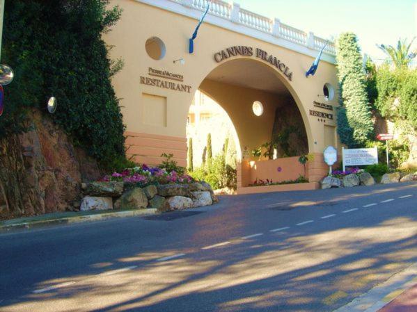 Beautiful Garden Apartment Cote D'Azur Cannes Dış mekan fotoğraf