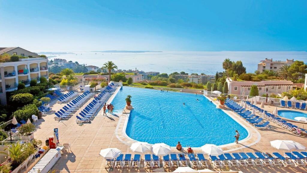 Beautiful Garden Apartment Cote D'Azur Cannes Dış mekan fotoğraf
